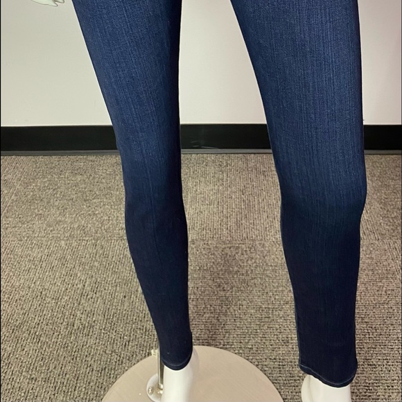 AG Skinny - Picture 4 of 4